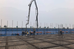 工人们分布正在三个功课